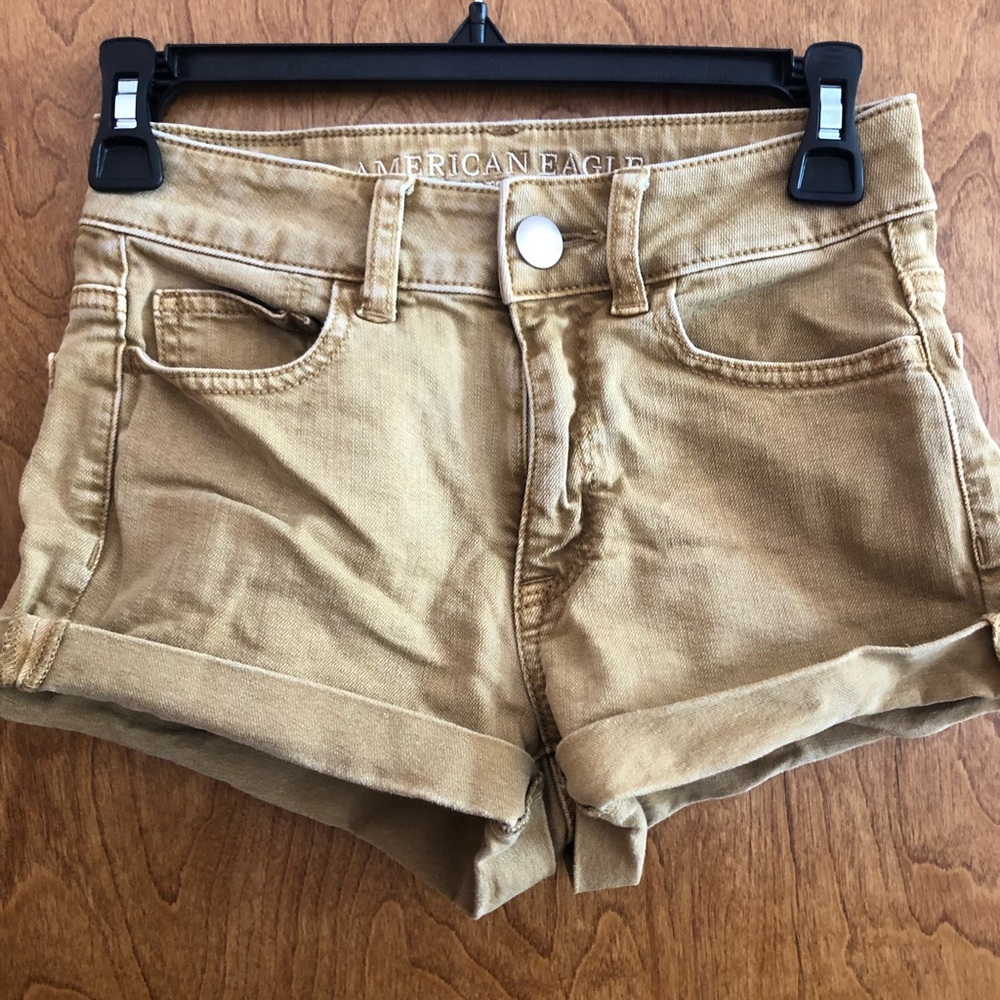 American Eagle HI-Rise Shortie